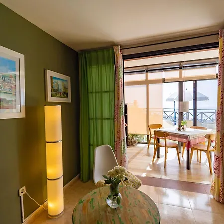 Komfortable In El Turman Mit Garten, Terrasse Apartment